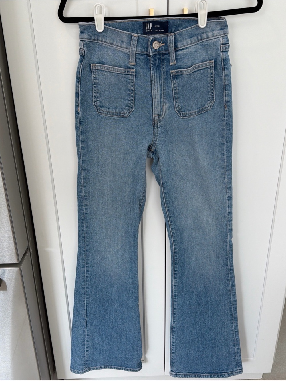 Gap 70s Flare High Rise Jeans Womens 25 /0 Regular Medium Wash Patch Pocket
